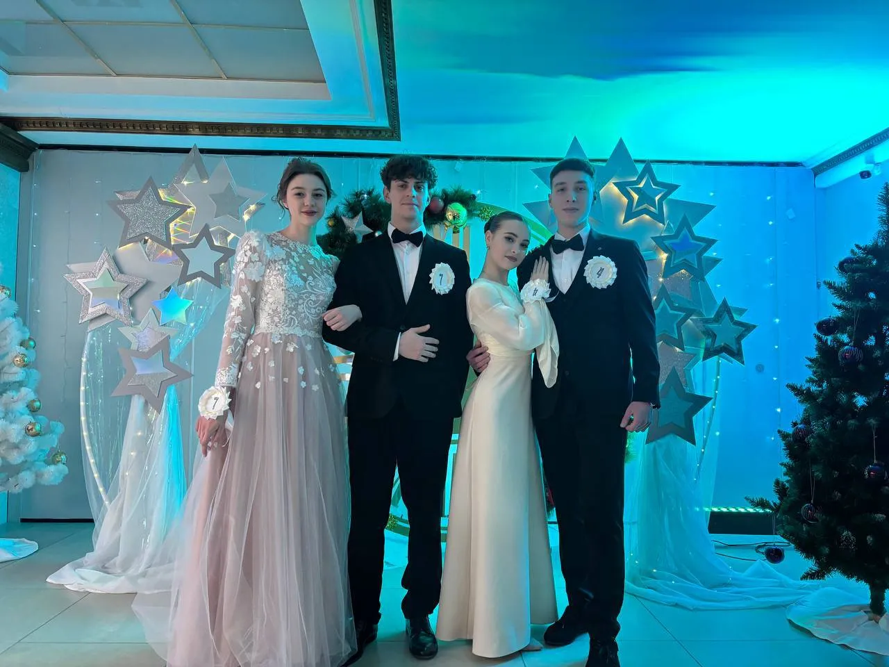 НОВОГОДНИЙ БАЛ